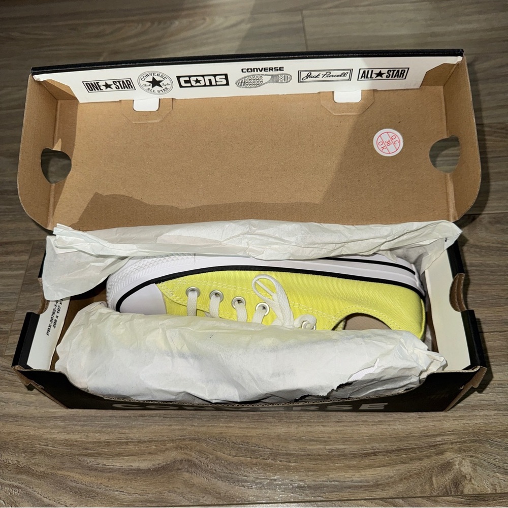 Converse Low Top Canvas Sneakers in Yellow and White - Picture 4 of 5